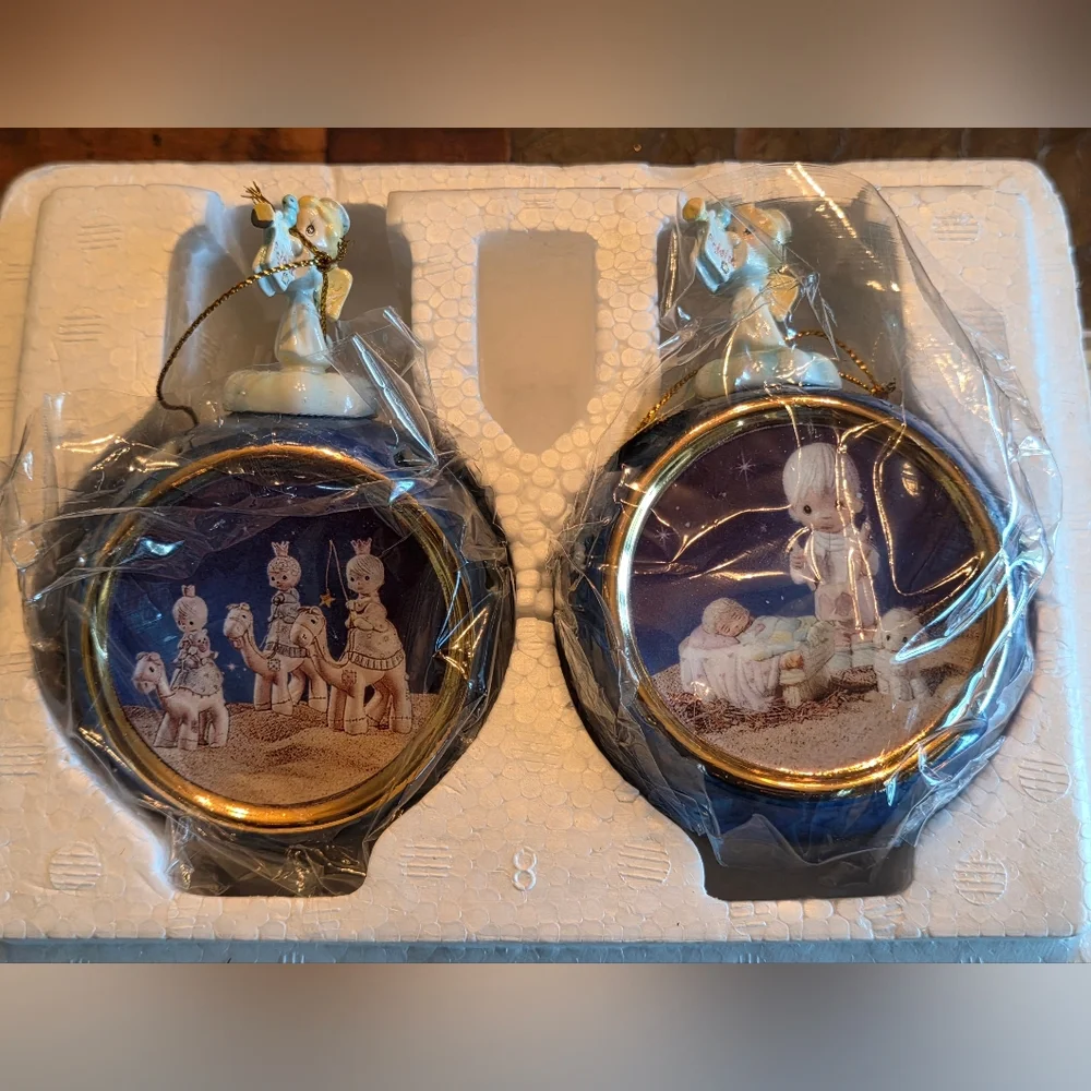 Precious Moments A Savior Is Born Christmas Ornament Set of 2 Bradford Exchange